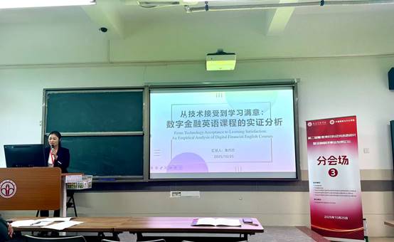 桌子上的电脑萤幕中度可信度描述已自动生成